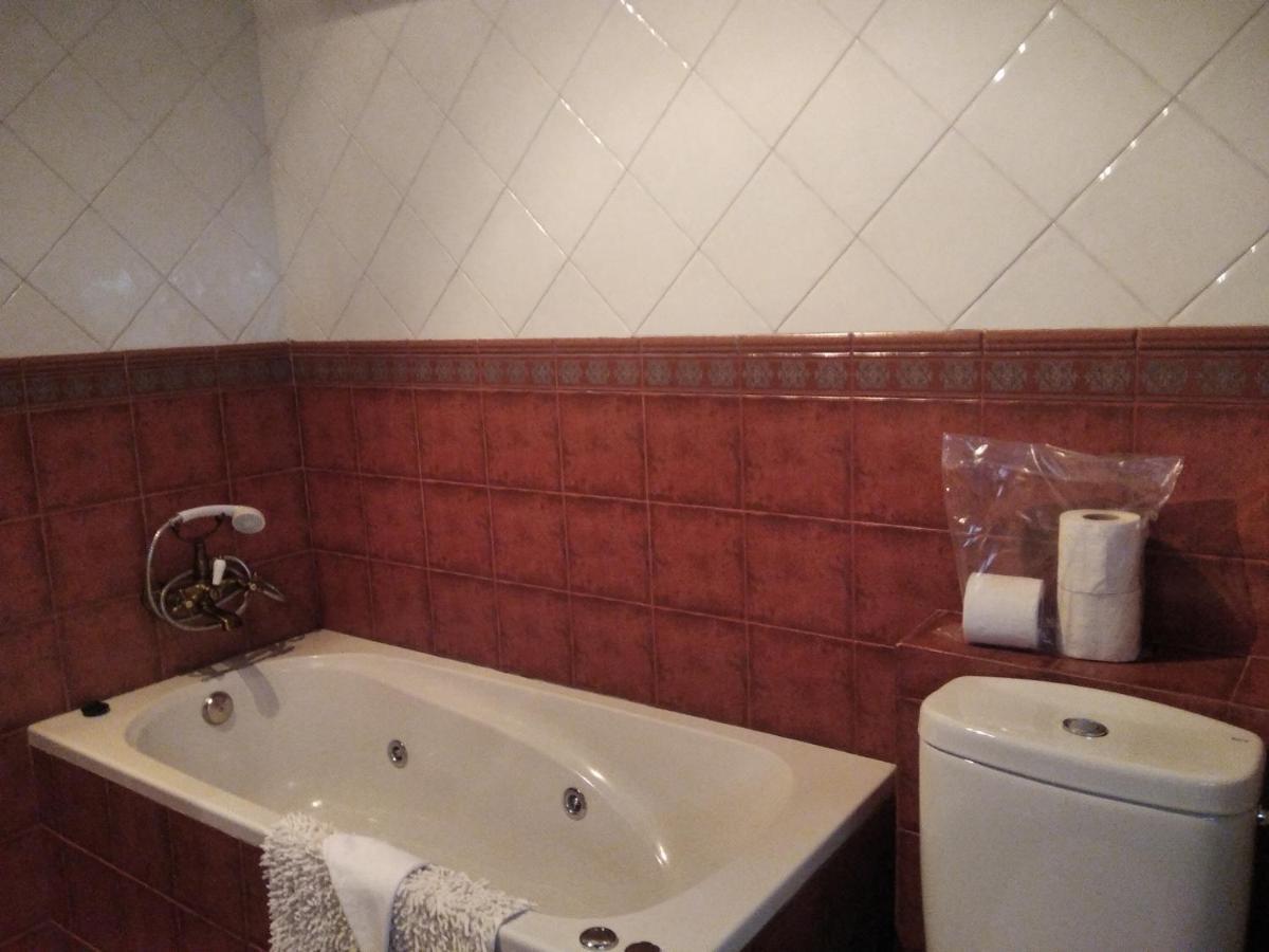 סנטה אאולליה דה אוסקוס Apartamento La Corrada מראה חיצוני תמונה